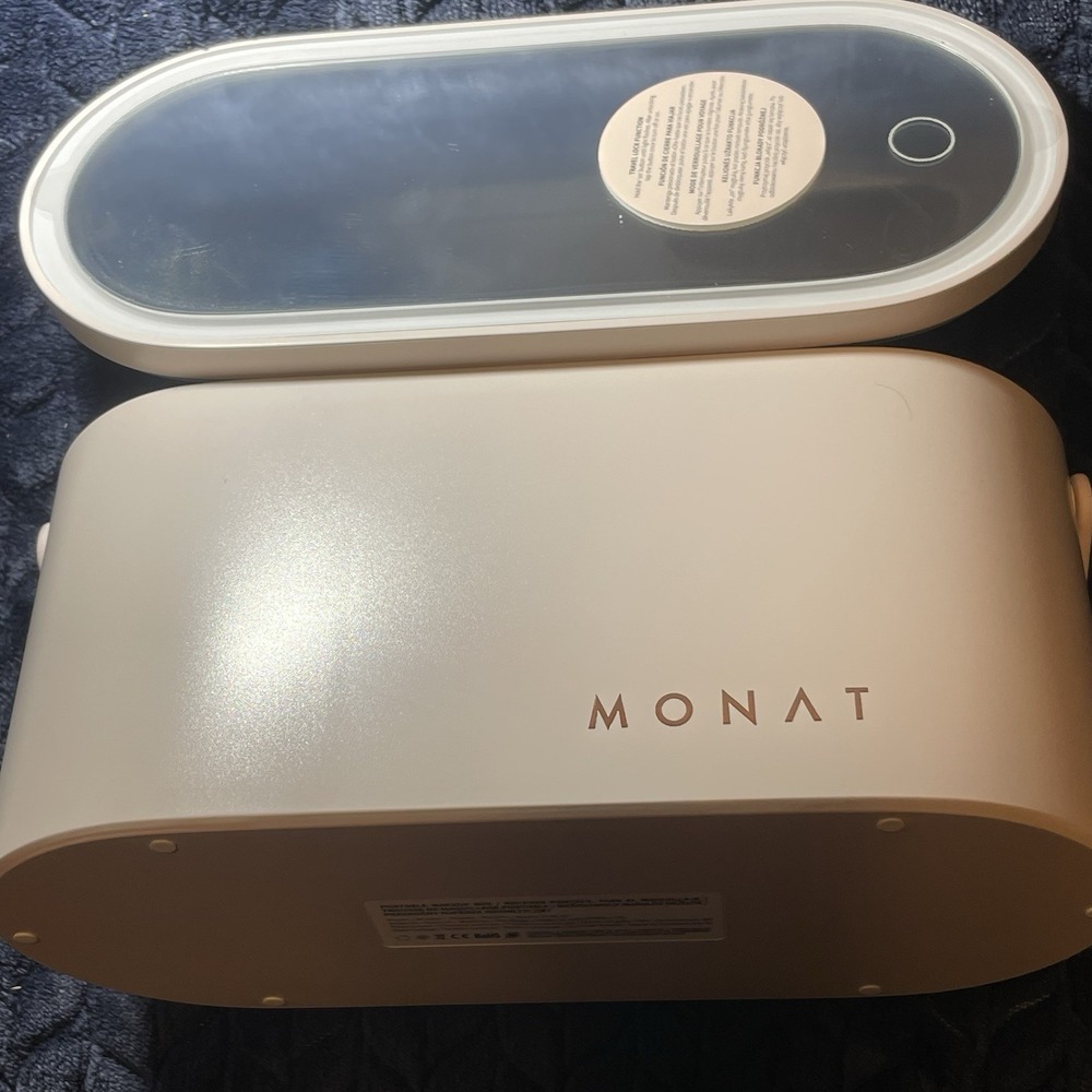 NEW Monat Bright Top LED Mirror Travel Tote 9 X 4.5 X 4" No Packaging MINTY